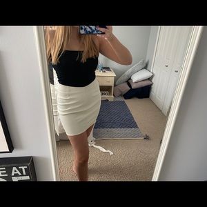 Windsor white pencil skirt